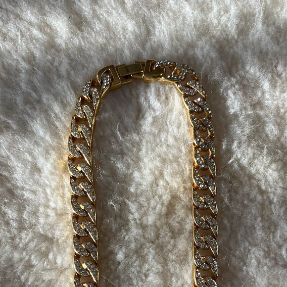 Gold Rhinstone Necklace - Picture 5 of 6